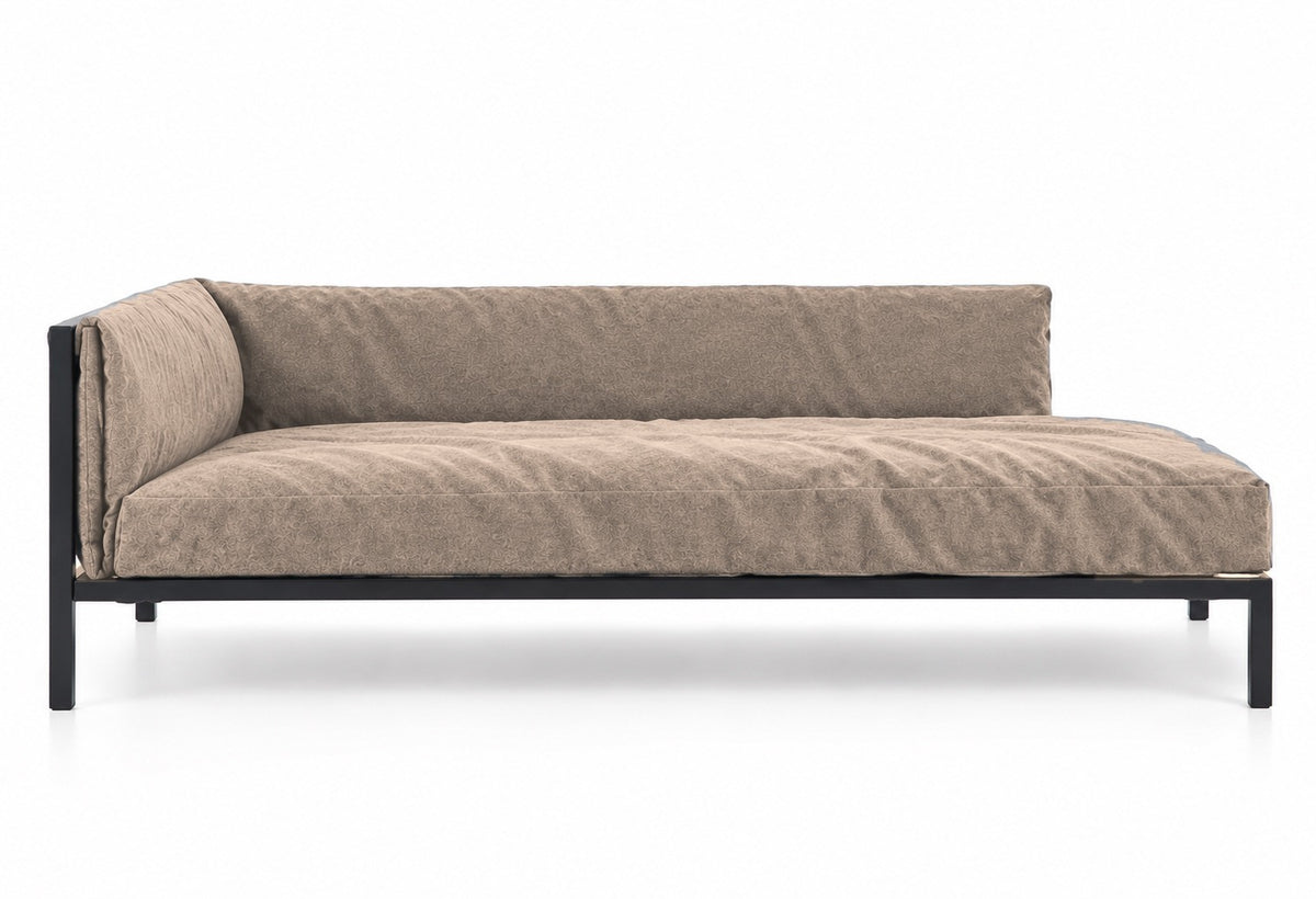 Cama Nipper